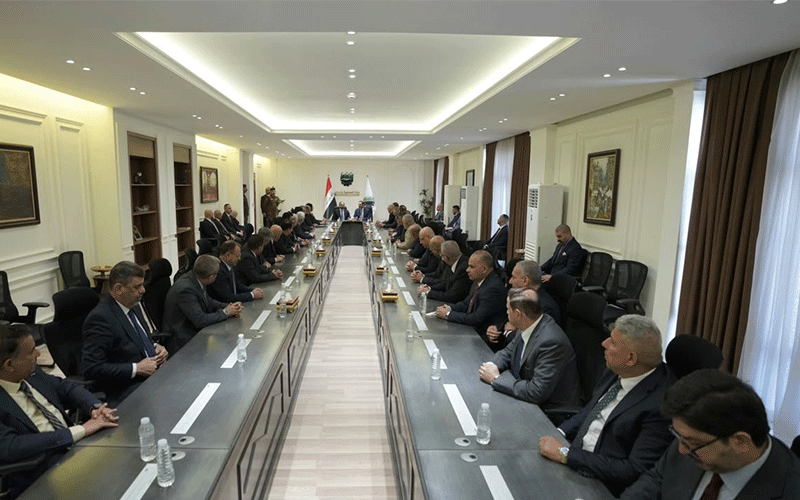 وزير الصناعة والمعادن