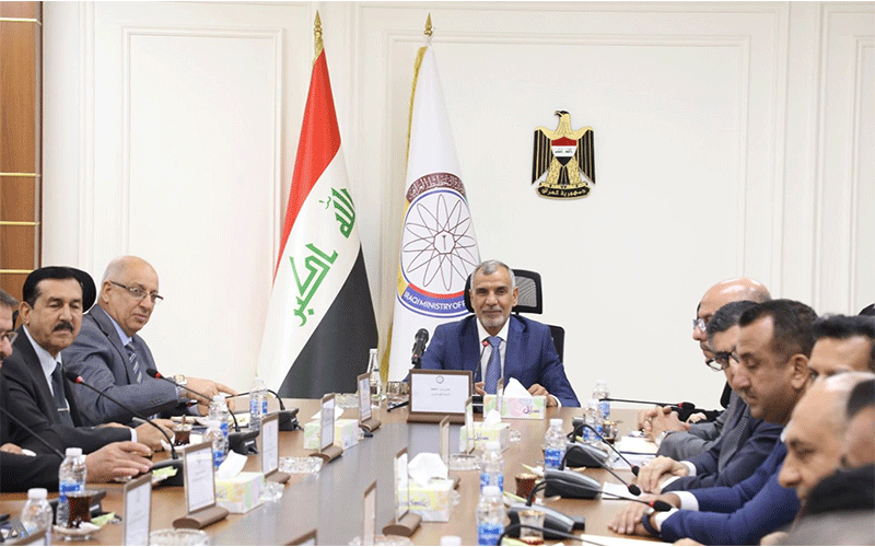 وزير المالية